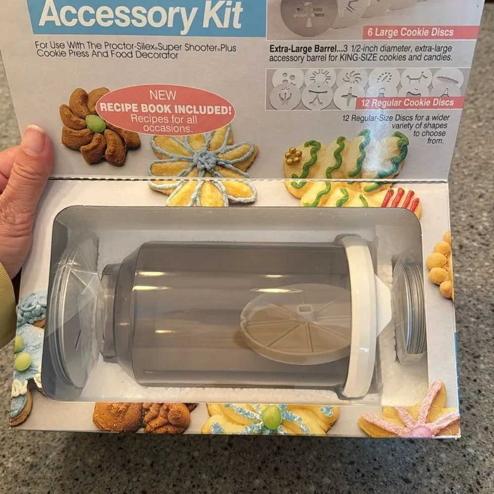 PROCTOR SILEX Vintage Super Shooter Plus Cookie Press & Accessory Kit